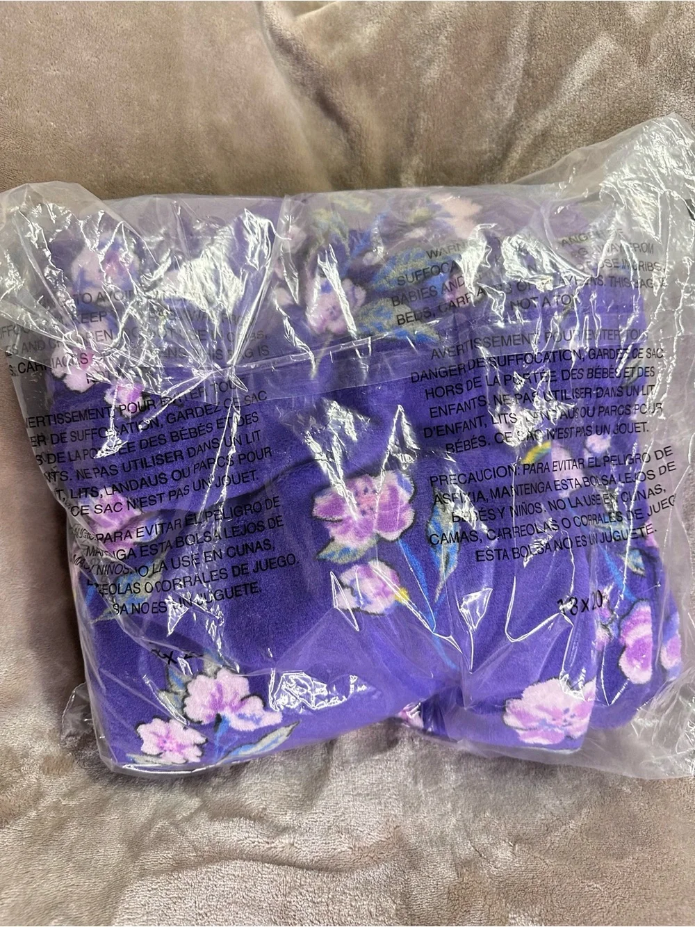 Vera Bradley Wild Roses Purple Plush Throw Blanket 50” x 80”